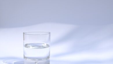 ما هي كمية الماء التي يحتاجها جسمنا؟